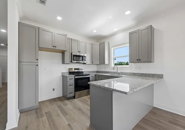 Photo 3 of Single family home for sale at 2216 Pickwick Pl, Murfreesboro, TN 37127 | MLS# 3245384 | Listing updated on 2026-09-13