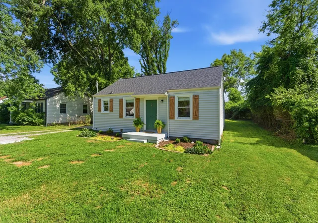 Photo 2 of Single family home for sale at 93 Jay St, Nashville, TN 37210 | MLS# 3234195 | Listing updated on 2026-09-16
