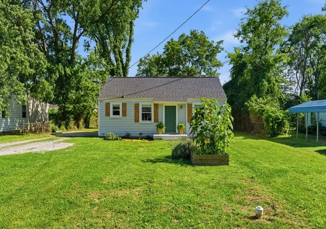 Photo 4 of Single family home for sale at 93 Jay St, Nashville, TN 37210 | MLS# 3234195 | Listing updated on 2026-09-16