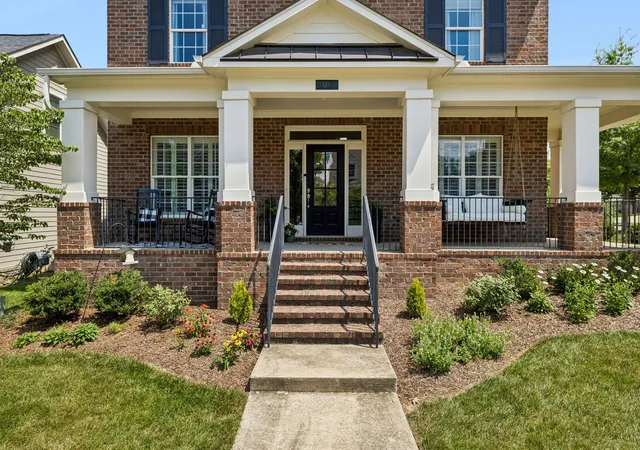 Photo 3 of Single family home for sale at 3061 Farmhouse Dr, Franklin, TN 37067 | MLS# 3336145 | Listing updated on 2026-09-21
