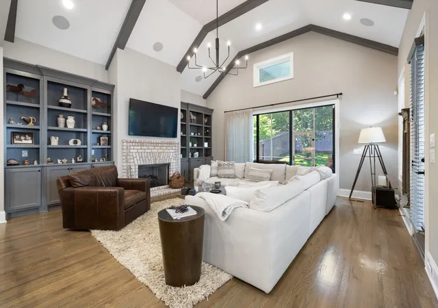 Photo 3 of Single family home for sale at 3815a Woodmont Ln, Nashville, TN 37215 | MLS# 3239864 | Listing updated on 2026-09-16