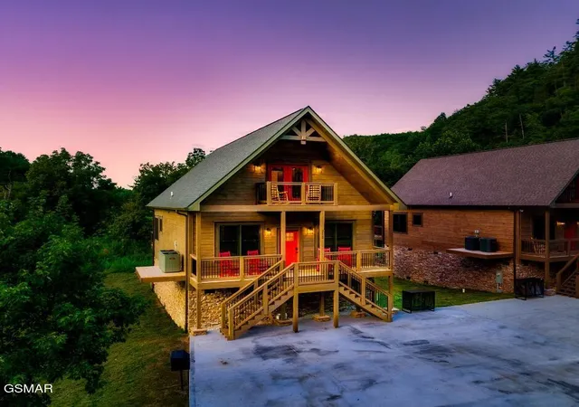 Photo 2 of Single family home for sale at 3112 Cherokee Valley Dr, Sevierville, TN 37862 | MLS# 3305353 | Listing updated on 2026-09-18