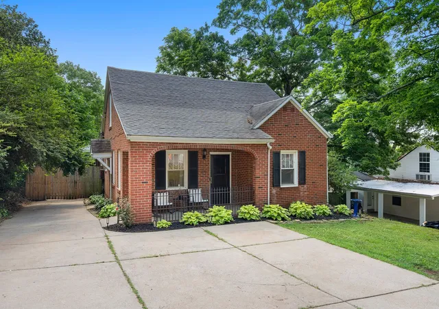Photo 3 of Single family home for sale at 109 Rudolph Dr, Clarksville, TN 37040 | MLS# 3239623 | Listing updated on 2026-09-16