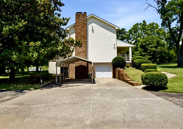 Photo 3 of Single family home for sale at 1322 Springfield Hwy, Goodlettsville, TN 37072 | MLS# 3284076 | Listing updated on 2026-09-17
