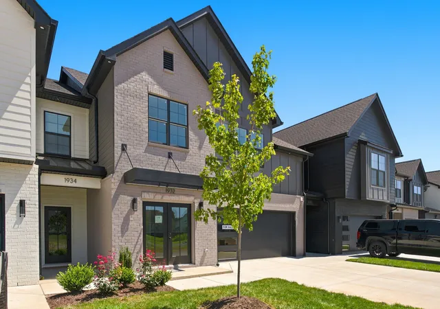 Photo 1 of Townhouse for sale at 1932 Gracie Bug Loop, Murfreesboro, TN 37128 | MLS# 3242571 | Listing updated on 2026-10-21