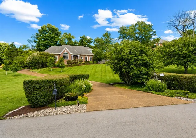 Photo 1 of Single family home for sale at 1906 Green Hills Blvd, Franklin, TN 37067 | MLS# 3247385 | Listing updated on 2026-09-16