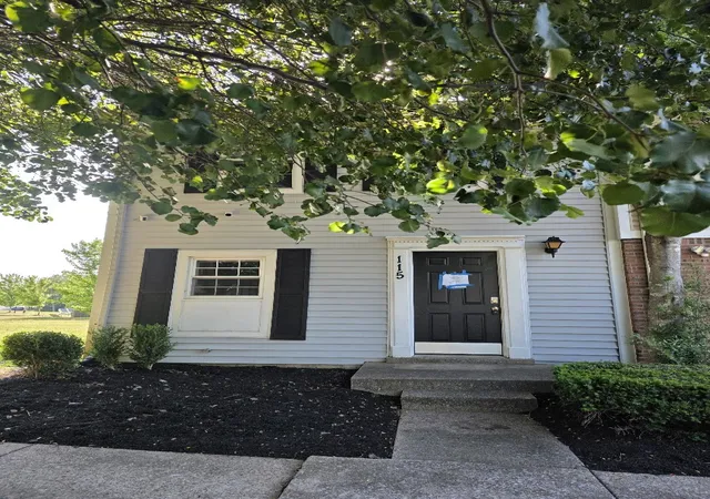 Photo 2 of Townhouse for sale at 115 Greenland Ct, Clarksville, TN 37042 | MLS# 3243996 | Listing updated on 2026-09-17