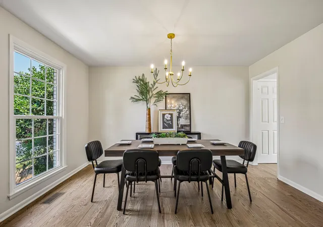 Photo 3 of Single family home for sale at 109 Knoll Ln, Hendersonville, TN 37075 | MLS# 3248822 | Listing updated on 2026-09-18