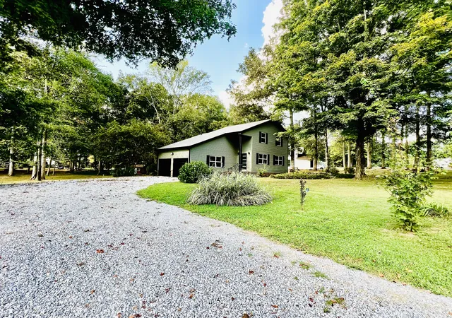 Photo 1 of Single family home for sale at 105 Jill Dr, Lawrenceburg, TN 38464 | MLS# 3248776 | Listing updated on 2026-09-16