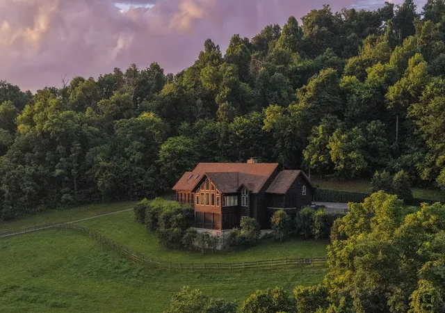 Photo 4 of Single family home for sale at 391 Bluestocking Holw Rd, Shelbyville, TN 37160 | MLS# 3251032 | Listing updated on 2026-09-21