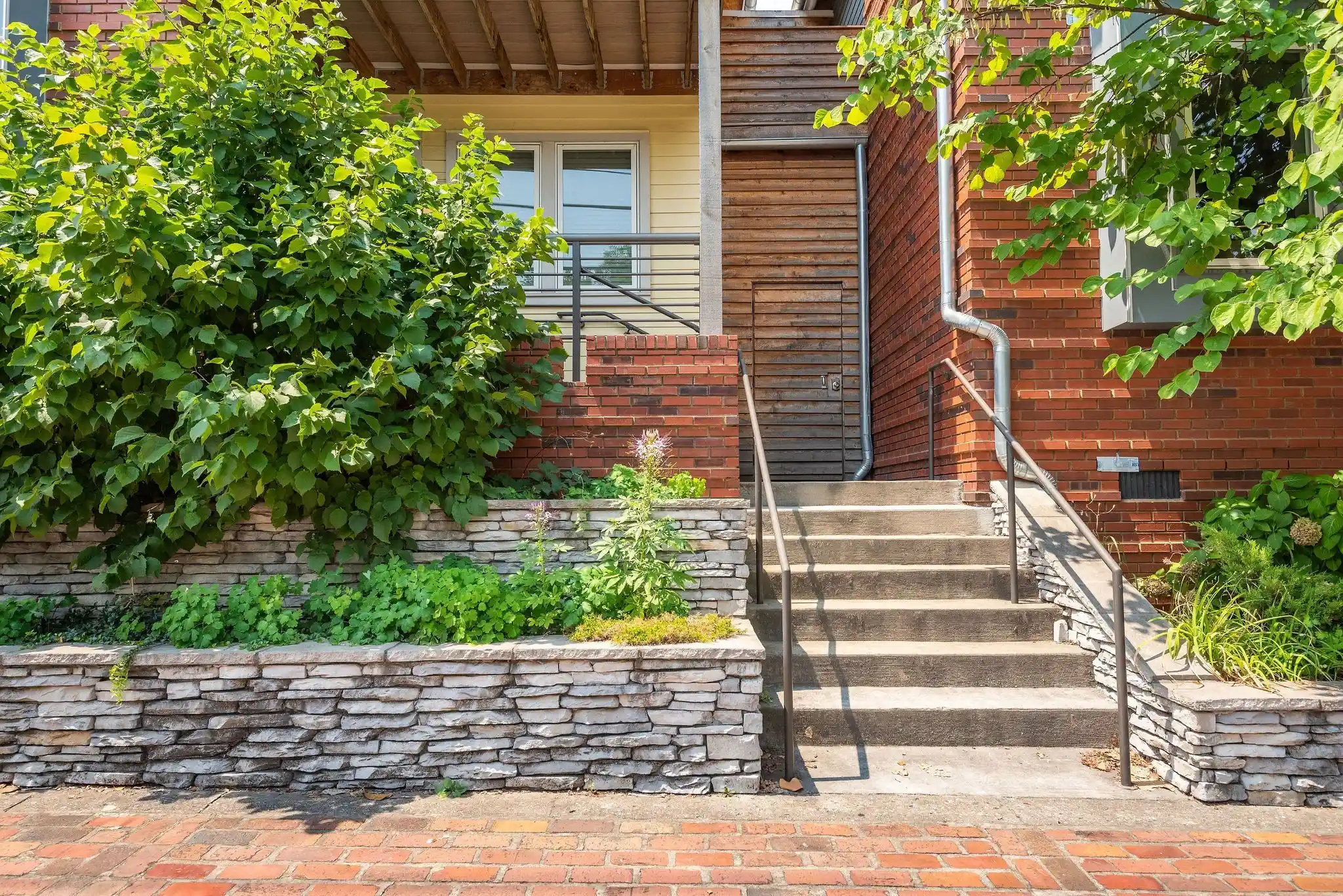 Listing Photo 1 - Condo for sale in 1325 5Th Ave N located at 1325 5Th Ave N, Nashville, TN 37208 - Unit 1325 5th Avenue N