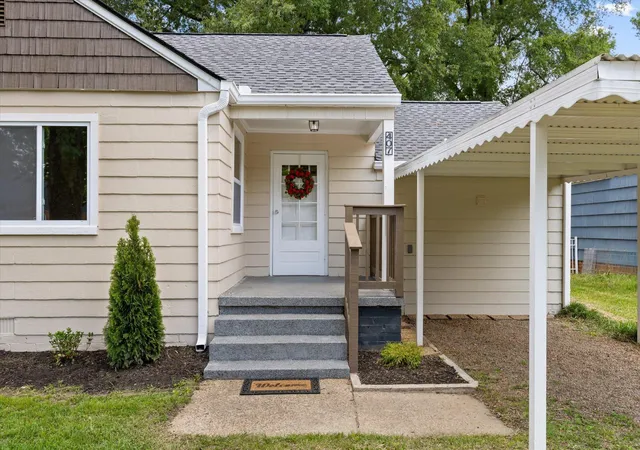 Photo 3 of Single family home for sale at 407 Haney Dr, Chattanooga, TN 37411 | MLS# 3512805 | Listing updated on 2026-10-05