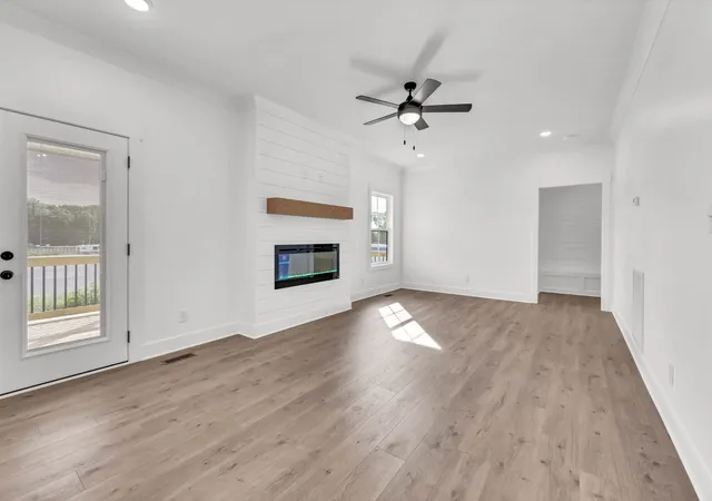Photo 4 of Single family home for sale at 188 Sherlock Dr, Clarksville, TN 37043 | MLS# 3305153 | Listing updated on 2026-10-13