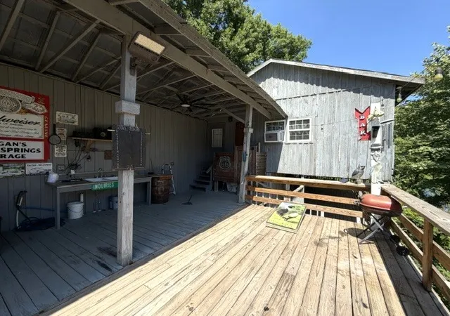 Photo 3 of Multi family home for sale at 1101 W Jackson St, Shelbyville, TN 37160 | MLS# 3259717 | Listing updated on 2026-09-16
