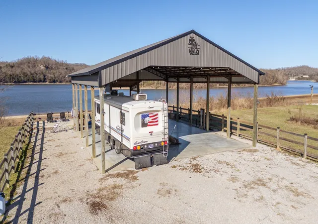Land for sale at 2571 Hardin Btm River Rd, Clifton, TN 38425 | MLS# 3258333