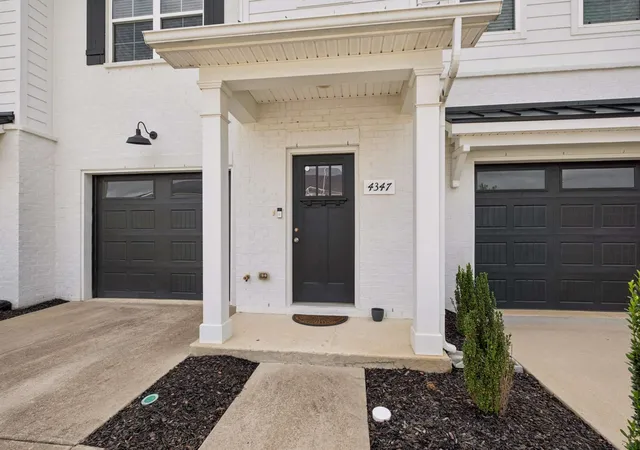 Photo 3 of Townhouse for sale at 4347 Doral Dr, Murfreesboro, TN 37127 | MLS# 3285582 | Listing updated on 2026-09-18