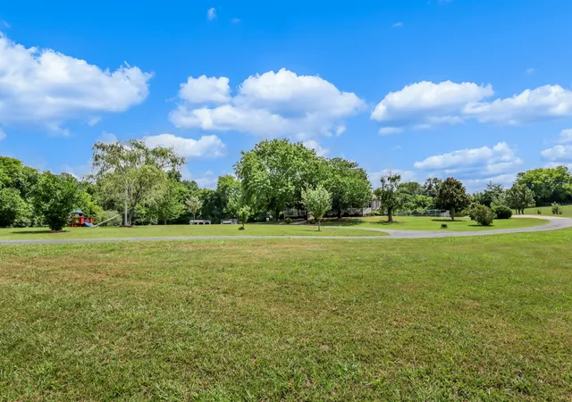 Photo 2 of Single family home for sale at 2960 Old Clarksville Spgfld Rd, Adams, TN 37010 | MLS# 3264030 | Listing updated on 2026-09-21