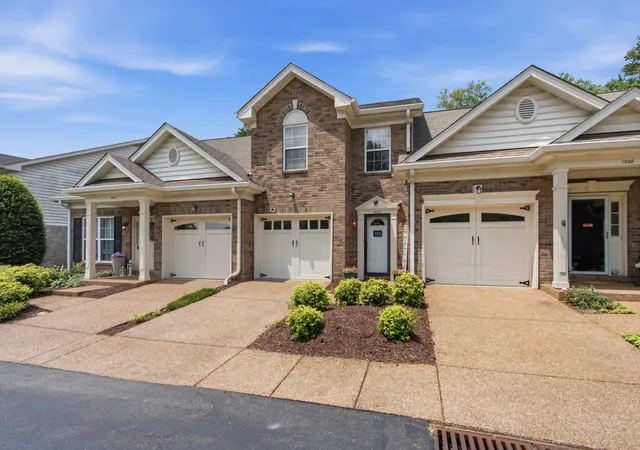 Photo 2 of Townhouse for sale at 1648 Brentwood Pointe, Franklin, TN 37067 | MLS# 3262920 | Listing updated on 2026-09-23