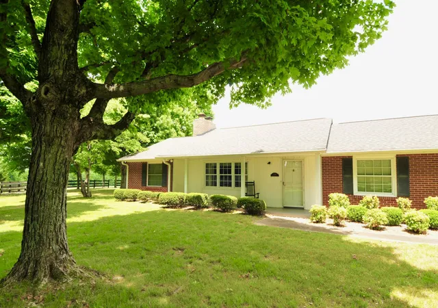 Single family home for sale at 6881 Glidewell Rd, Cross Plains, TN 37049 | MLS# 3270648