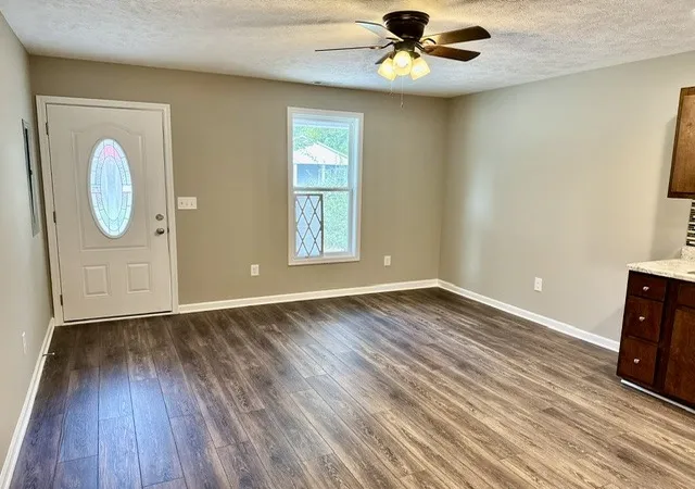 Photo 3 of Single family home for sale at 319 Gentry St, Tullahoma, TN 37388 | MLS# 3267414 | Listing updated on 2026-09-18