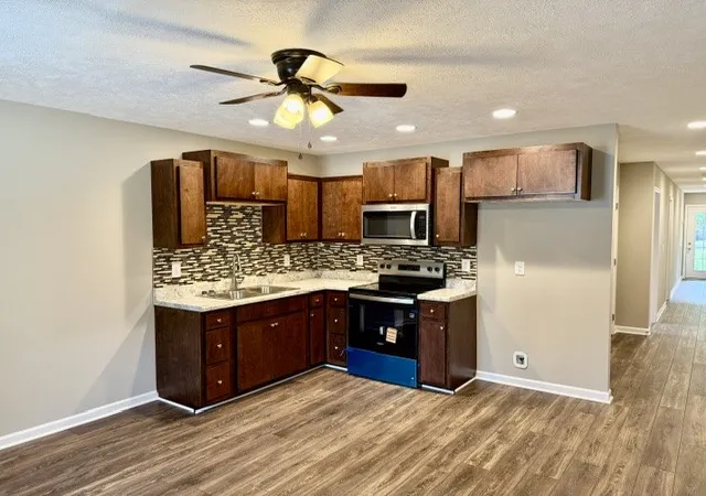 Photo 3 of Single family home for sale at 319 Gentry St, Tullahoma, TN 37388 | MLS# 3267414 | Listing updated on 2026-09-27