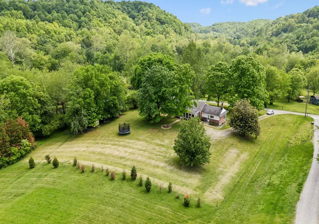 Photo 2 of Single family home for sale at 1155 Ridge Hl Rd, Goodlettsville, TN 37072 | MLS# 3269543 | Listing updated on 2026-09-24
