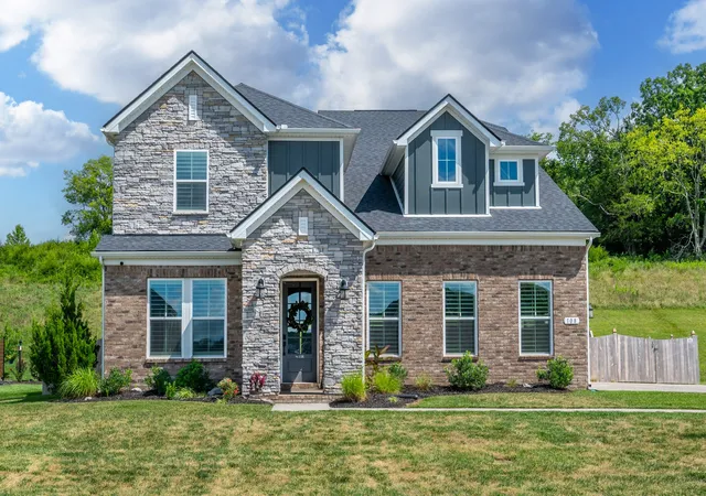 Photo 1 of Single family home for sale at 108 Windtree Clb Dr, Mount Juliet, TN 37122 | MLS# 3281104 | Listing updated on 2026-10-02