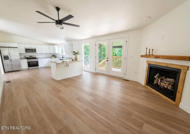Photo 3 of Manufactured home for sale at 1035 Star Point Rd, Jamestown, TN 38556 | MLS# 3272356 | Listing updated on 2026-09-22
