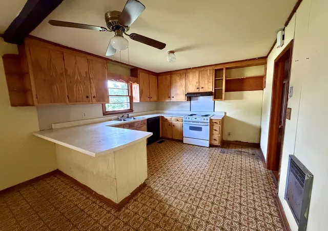 Photo 4 of Single family home for sale at 207 Melody Ln, Winchester, TN 37398 | MLS# 3320580 | Listing updated on 2026-09-18