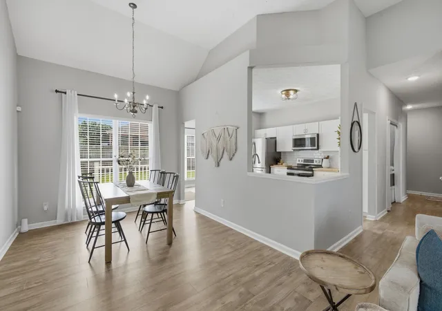 Photo 4 of Single family home for sale at 634 Belinda Pkwy, Mount Juliet, TN 37122 | MLS# 3282474 | Listing updated on 2026-09-21