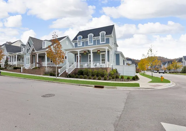 Photo 3 of Single family home for sale at 800 Horizon Dr, Franklin, TN 37064 | MLS# 3279266 | Listing updated on 2026-09-25