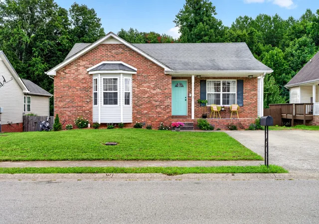 Photo 1 of Single family home for sale at 2688 Cider Dr, Clarksville, TN 37040 | MLS# 3282444 | Listing updated on 2026-09-22