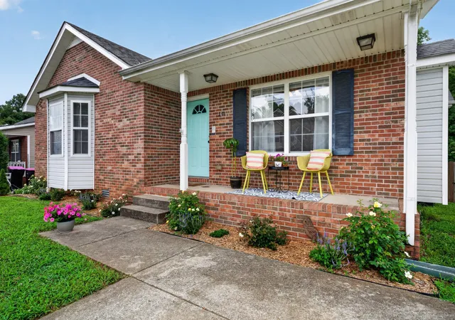 Photo 4 of Single family home for sale at 2688 Cider Dr, Clarksville, TN 37040 | MLS# 3282444 | Listing updated on 2026-09-22