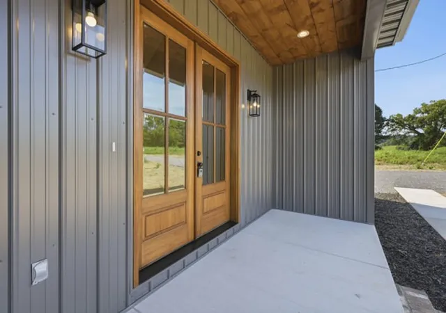 Photo 2 of Single family home for sale at 200 Dement Rd, Normandy, TN 37360 | MLS# 3285826 | Listing updated on 2026-09-16