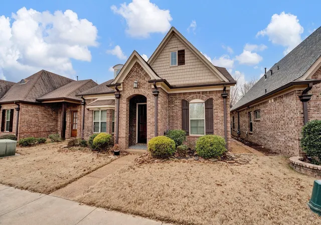 Photo 2 of Single family home for sale at 1965 Rochelle Ln, Cordova, TN 38016 | MLS# 3285967 | Listing updated on 2026-09-16