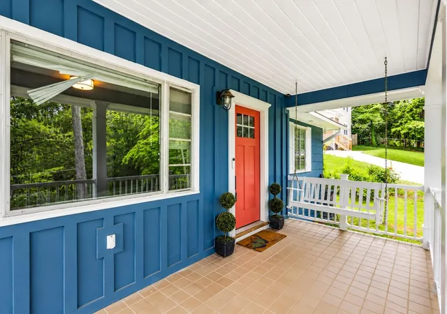 Photo 2 of Single family home for sale at 3503 Lockwood Cir, Chattanooga, TN 37415 | MLS# 3288041 | Listing updated on 2026-09-26