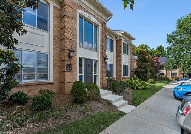 Photo 1 of Condo for sale at 4487 Post Pl #60, Nashville, TN 37205 | MLS# 3305824 | Listing updated on 2026-09-16