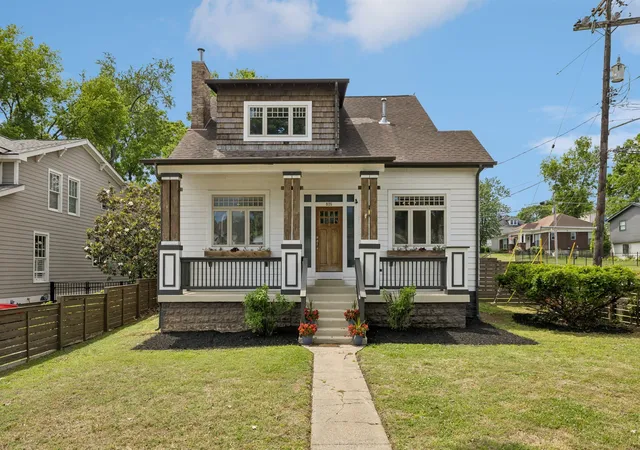 Photo 3 of Single family home for sale at 925 Wedgewood Ave, Nashville, TN 37203 | MLS# 3305110 | Listing updated on 2026-09-17