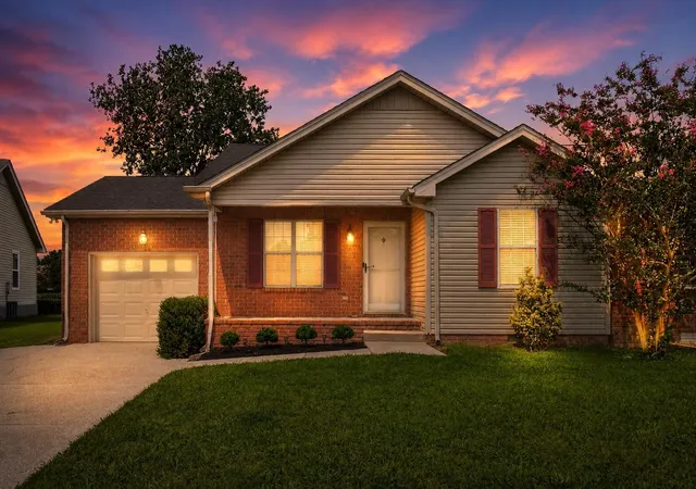 Photo 1 of Single family home for sale at 2213 Riverway Dr, Old Hickory, TN 37138 | MLS# 3314783 | Listing updated on 2026-09-24