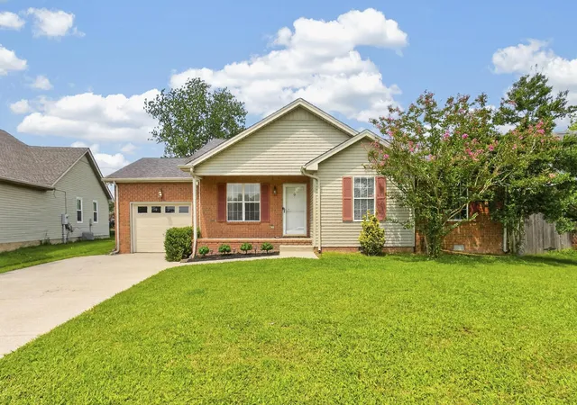 Photo 3 of Single family home for sale at 2213 Riverway Dr, Old Hickory, TN 37138 | MLS# 3314783 | Listing updated on 2026-09-24