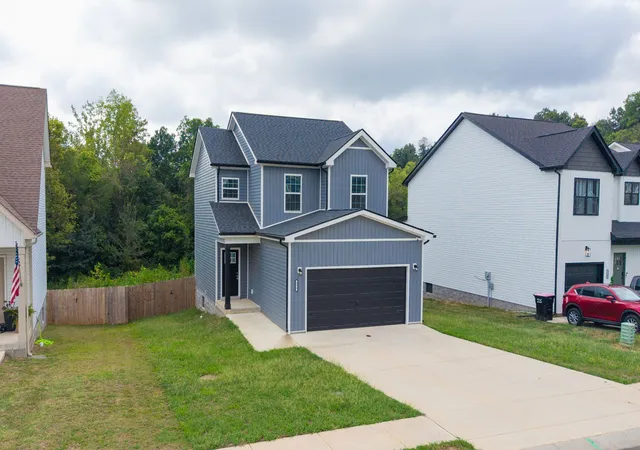 Photo 1 of Single family home for sale at 554 Judah Cir, Clarksville, TN 37042 | MLS# 3318936 | Listing updated on 2026-09-16