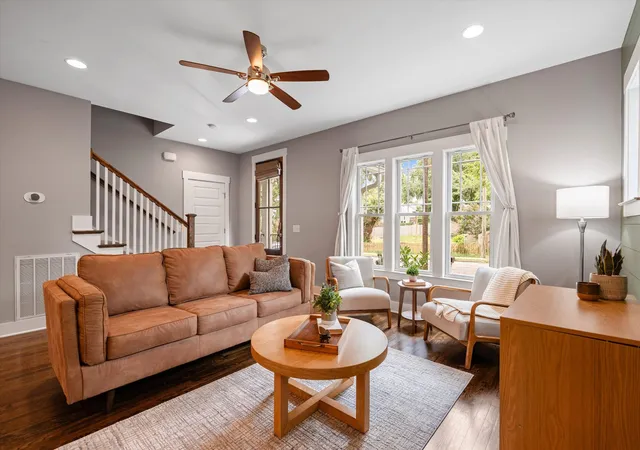 Photo 3 of Sale Pending at 1315 Greenland Ave, Nashville, TN 37216 | MLS# 3318780 | Listing updated on 2026-09-16