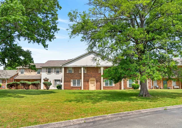 Photo 2 of Condo for sale at 1301 Neelys Bnd Rd #6, Madison, TN 37115 | MLS# 3335292 | Listing updated on 2026-09-18