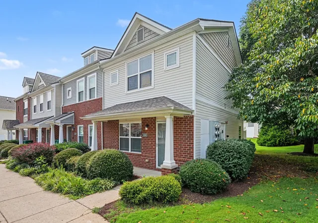 Photo 2 of Townhouse for sale at 1000 Wells Way, Spring Hill, TN 37174 | MLS# 3320616 | Listing updated on 2026-09-16