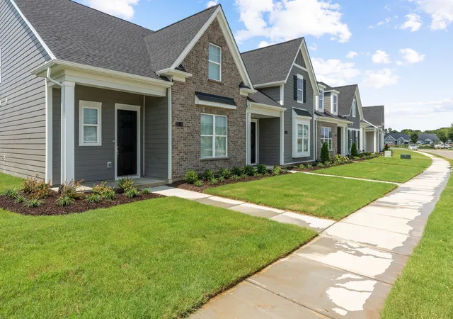 Photo 2 of Townhouse for sale at 2524 Elmcroft Ave, Murfreesboro, TN 37128 | MLS# 3314648 | Listing updated on 2026-10-29