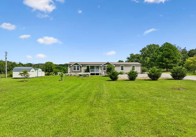 Photo 3 of Manufactured home for sale at 475 Edwards Rd, Lebanon, TN 37090 | MLS# 3316123 | Listing updated on 2026-09-18
