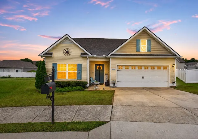 Photo 1 of Single family home for sale at 110 Daughters Ct, Shelbyville, TN 37160 | MLS# 3320330 | Listing updated on 2026-09-17