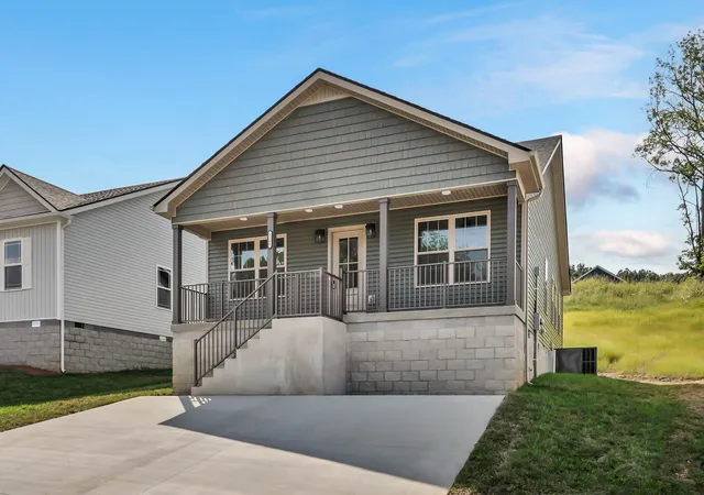 Photo 4 of Single family home for sale at 1166 Tybee Dr, Clarksville, TN 37042 | MLS# 3318939 | Listing updated on 2026-09-17