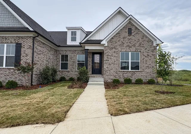 Photo 1 of Single family home for sale at 2059 Horseshoe Cir, Gallatin, TN 37066 | MLS# 3319966 | Listing updated on 2026-09-16