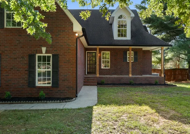 Photo 4 of Single family home for sale at 105 Four Season Dr, Murfreesboro, TN 37129 | MLS# 3336368 | Listing updated on 2026-09-17